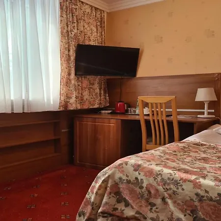 Tajty Szálloda 3*