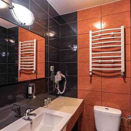 Hotel Tajty 3*